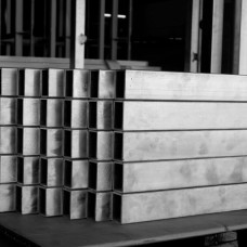 Труба алюминиевая профильная прямоугольная 40х20х3 мм 6 м АД31Т